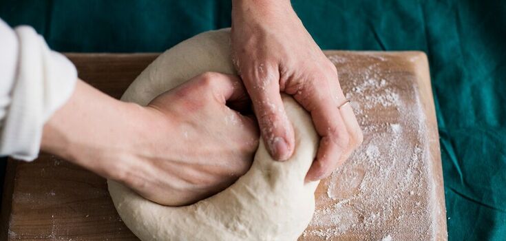 You are kneading the dough incorrectly: what mistakes should not be made because they spoil everything