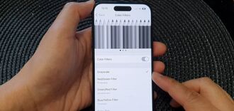 Zobacz różnicę! Jak włączyć filtr szarości na iPhonie dla osób o wrażliwych oczach