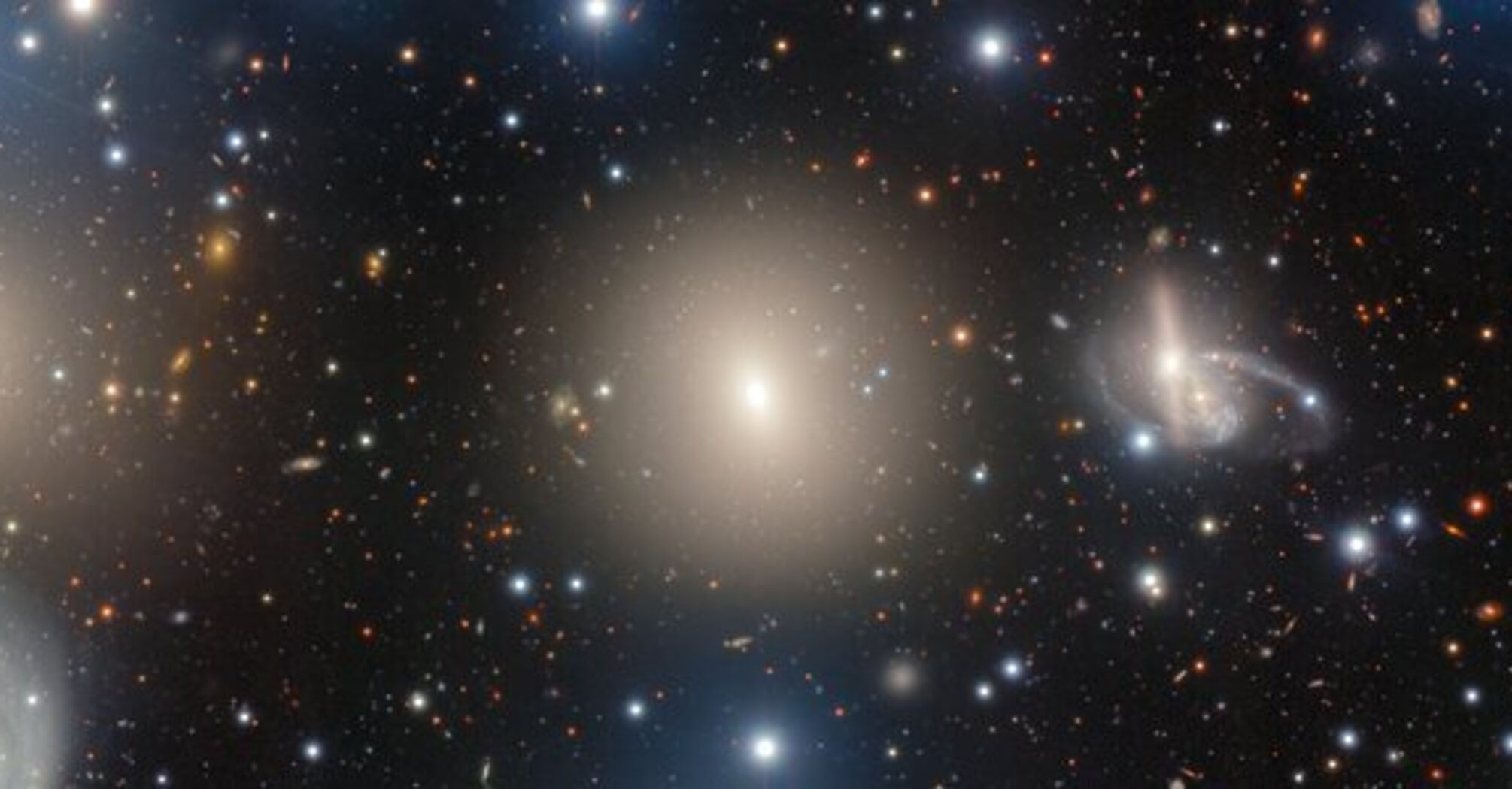 Astronomers show new photo of the Perseus cluster, one of the most massive objects in the nearby Universe