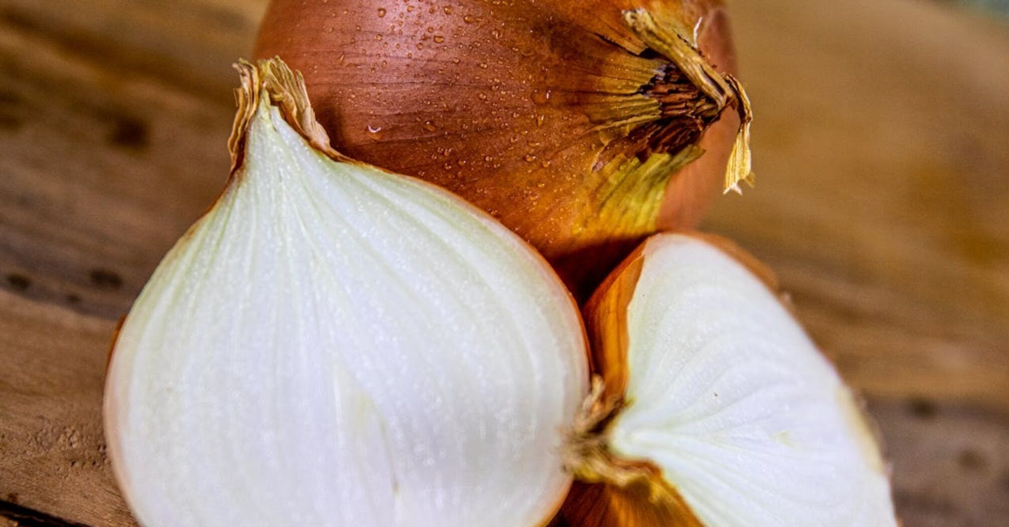 How to store onions so they don't rot: the best ways