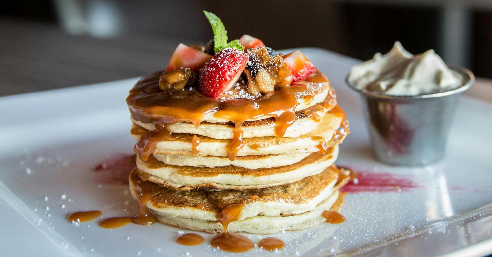 How to make perfect pancakes: a proven life hack with sparkling water