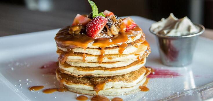 How to make perfect pancakes: a proven life hack with sparkling water