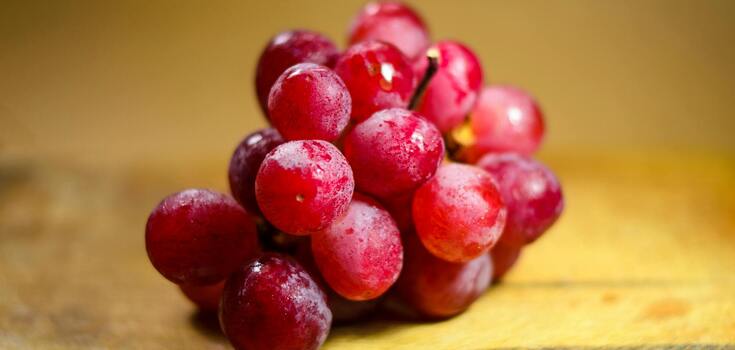 How to store grapes properly to keep them fresh for more than 3 weeks: effective tips