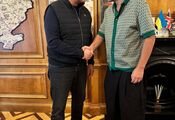 Klopotenko in pink sneakers, Zaluzhnyi in black jeans: the network was captured by a photo from London