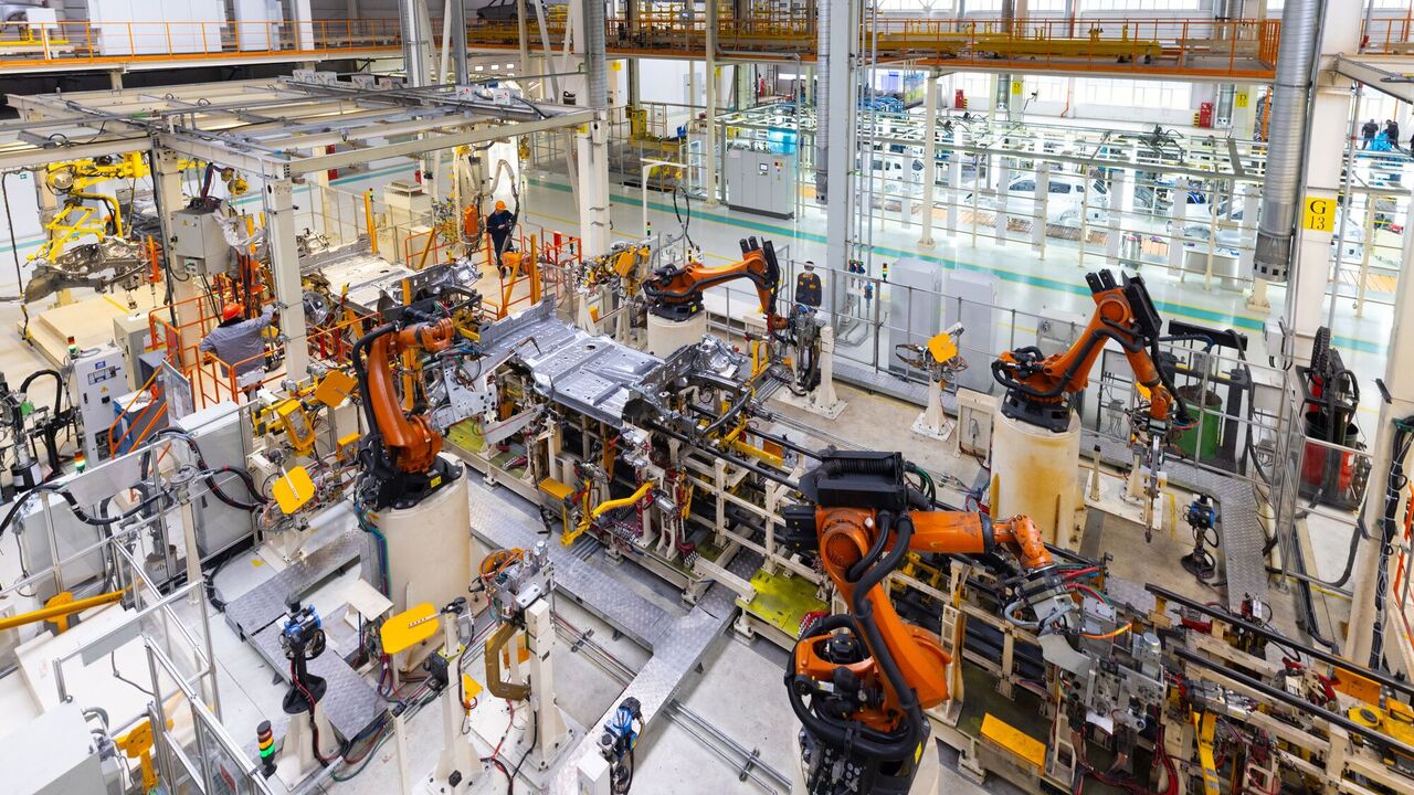 Marzą o przyciągnięciu robotów do przemysłu