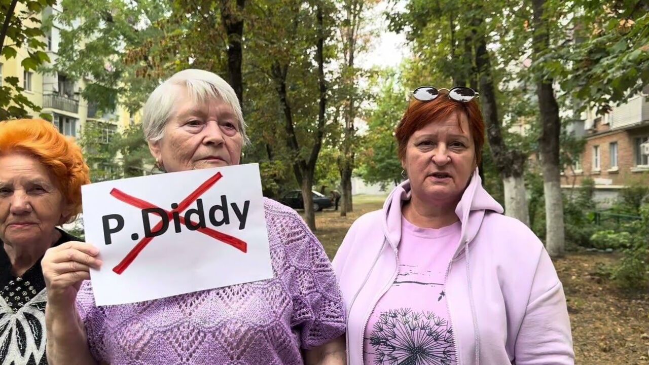 "Приезжайте в Россию!" Бабушки из "отрядов Путина" пригрозили P.Diddy и дали руководство американской молодежи. Видео