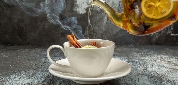 Warming autumn tea: what to use to make the most delicious and healthy drink