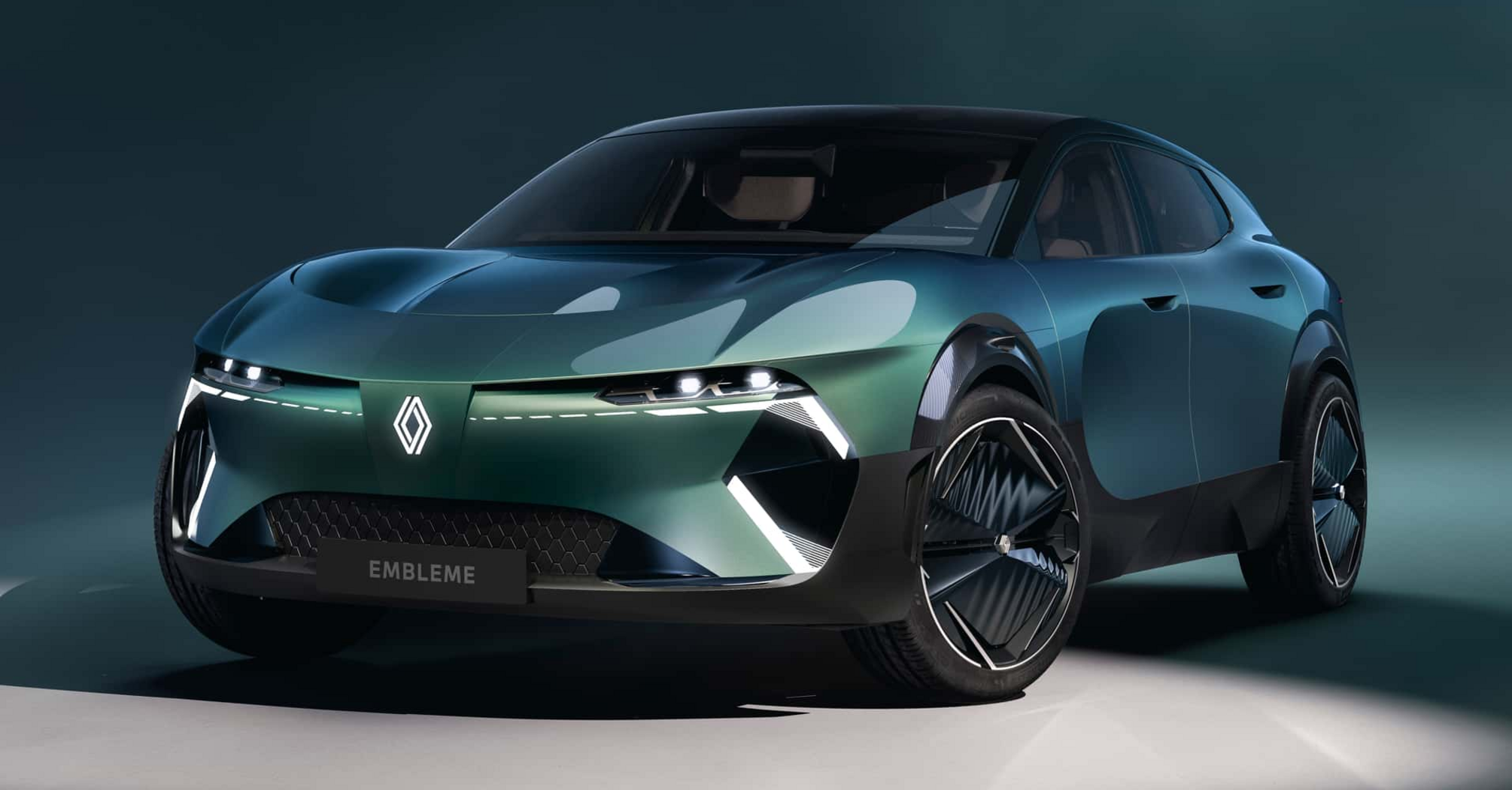 Renault has created a hydrogen station wagon with a battery pack: what it looks like