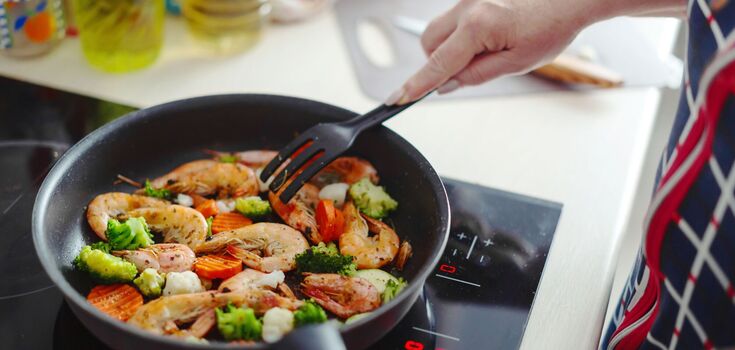 Scientist names kitchen utensils that are dangerous to use