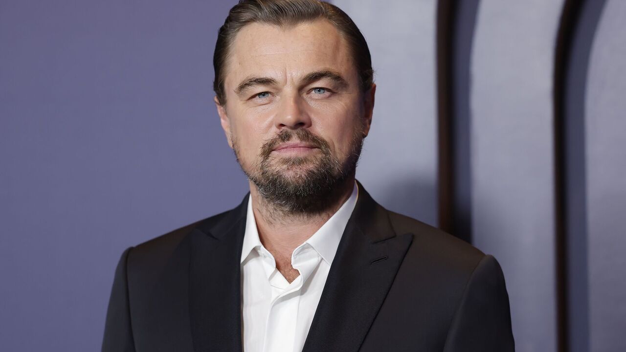 Leonardo DiCaprio turns 50: what was the closed star party like, where everyone was forced to tape over the cameras