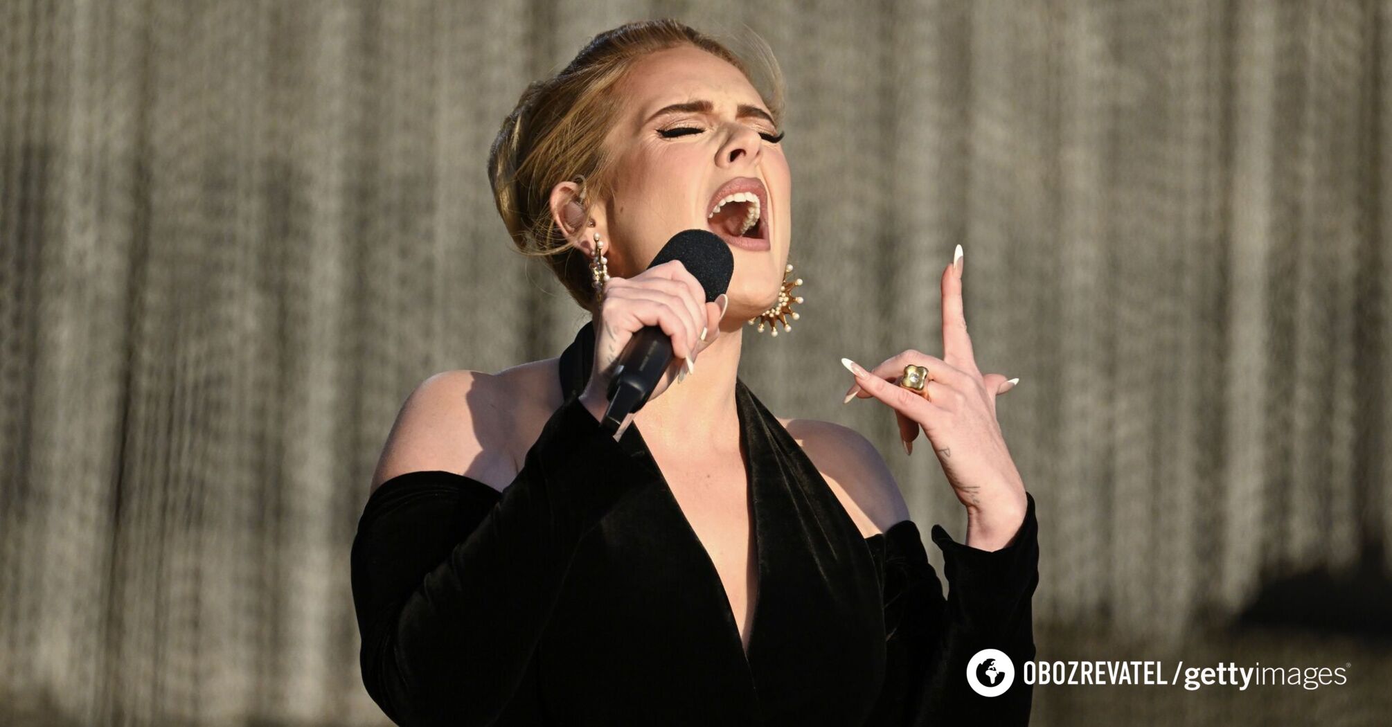 Perfect for the holiday: Adele showed a fashionable manicure in a new version