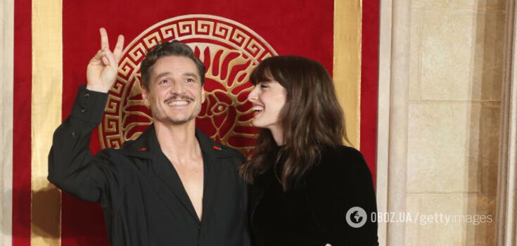 Pedro Pascal wyszedł na czerwony dywan ze swoją transpłciową siostrą. Zdjęcie