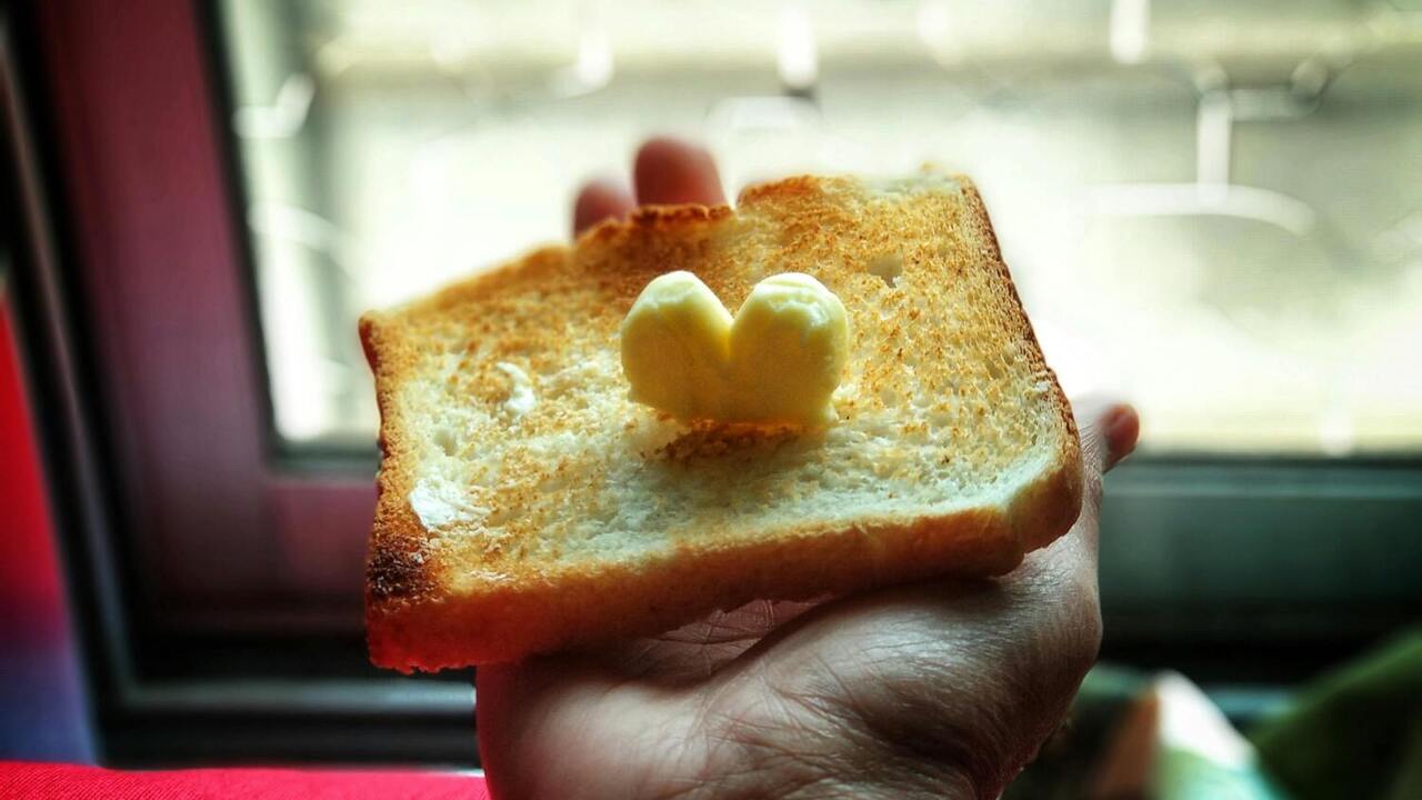 How to choose real butter in the store and avoid buying a fake: effective tips