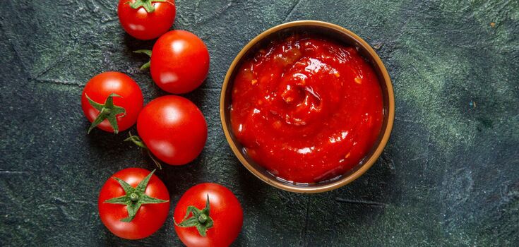 Czy należy przechowywać ketchup w lodówce: odpowiedź na odwieczne pytanie