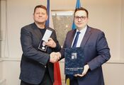 Załużny otrzymał medal od czeskiego Ministerstwa Spraw Zagranicznych. Zdjęcie