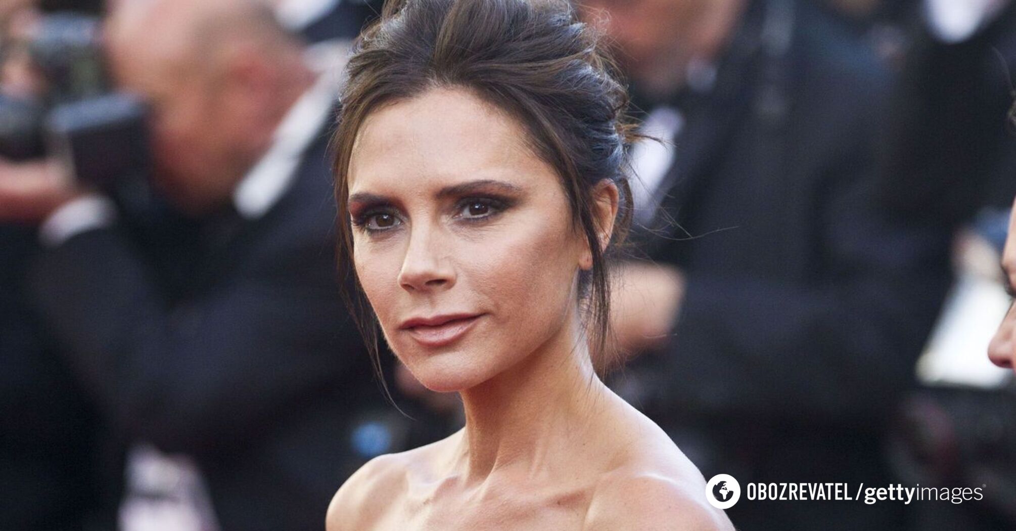 It looks really expensive: Victoria Beckham shows a trendy winter look with a coat