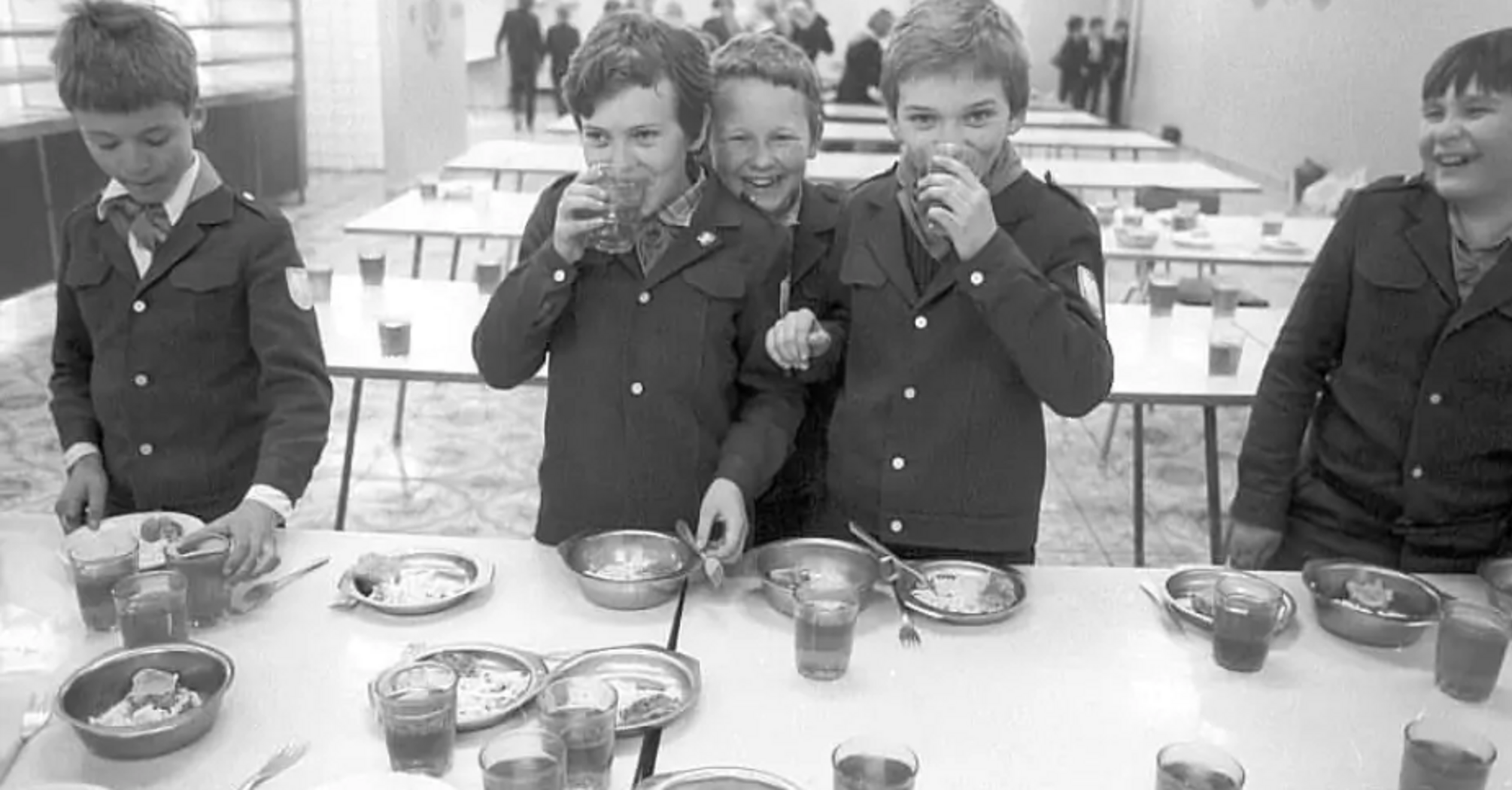 Top 5 dishes that were in every Soviet canteen