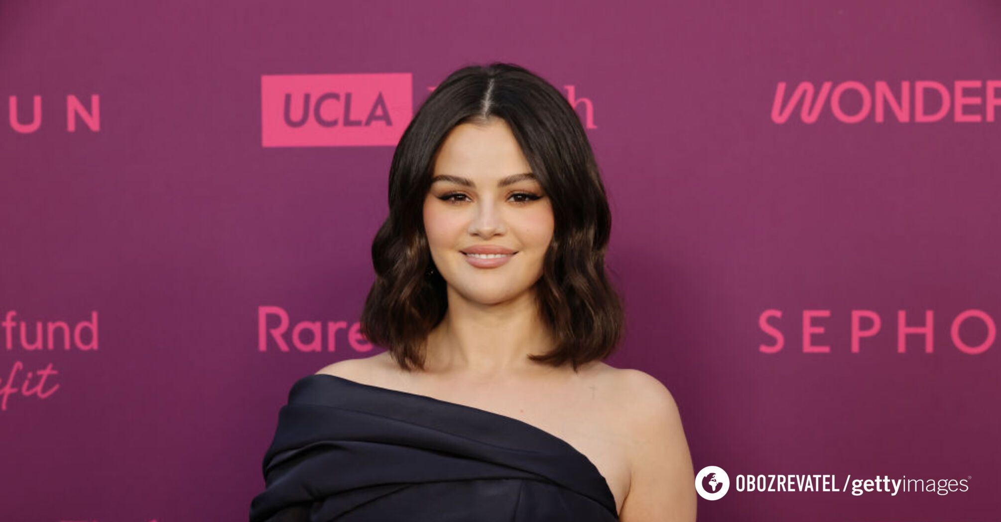 The network is delighted with Selena Gomez's new haircut: what does the trendy "forehead" look like