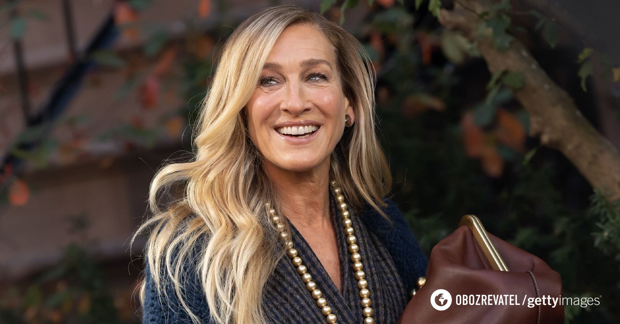 Sarah Jessica Parker showed off a fashionable handbag that will be a hit in spring 2025