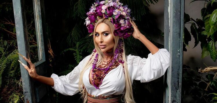 "I've never seen anything like this": Ukrainian woman with the world's largest cheekbones surprised with her X-ray