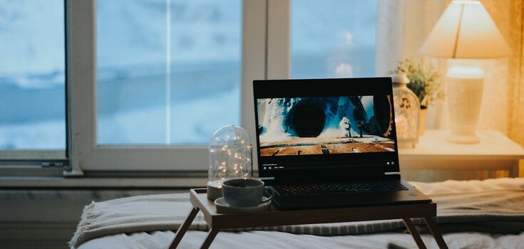 Brighten up your evenings: the best TV series with a winter atmosphere