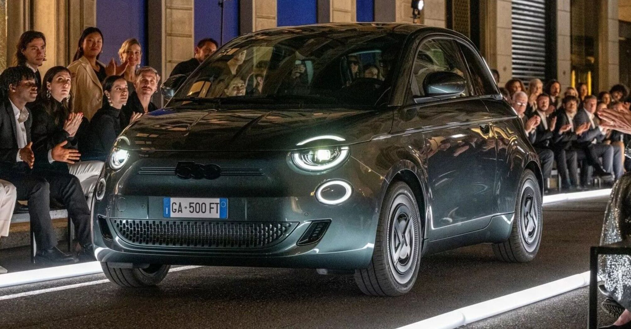 Fiat 500 Giorgio Armani Edition