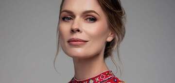 A journalist ridiculed Olha Freimut's etiquette course, which she bought for five thousand hryvnias: what the country's chief "Auditor" teaches