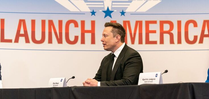 Elon Musk became record rich