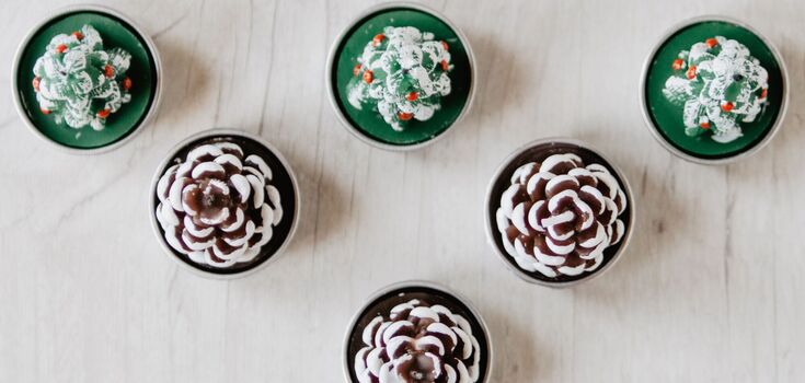 An interesting recipe for Christmas cakes in the form of cones: you can cook with children