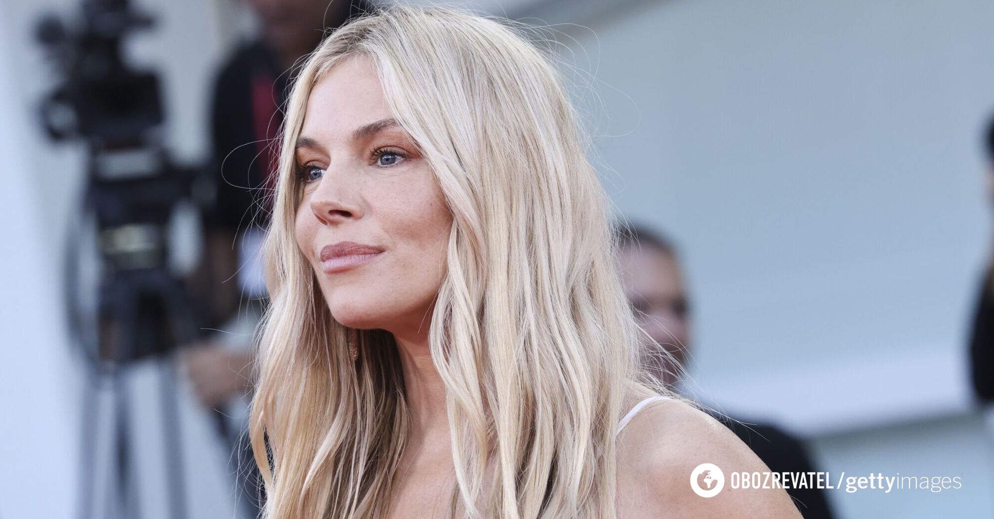 Sienna Miller showed a look in color that will become a trend in 2025. Photo