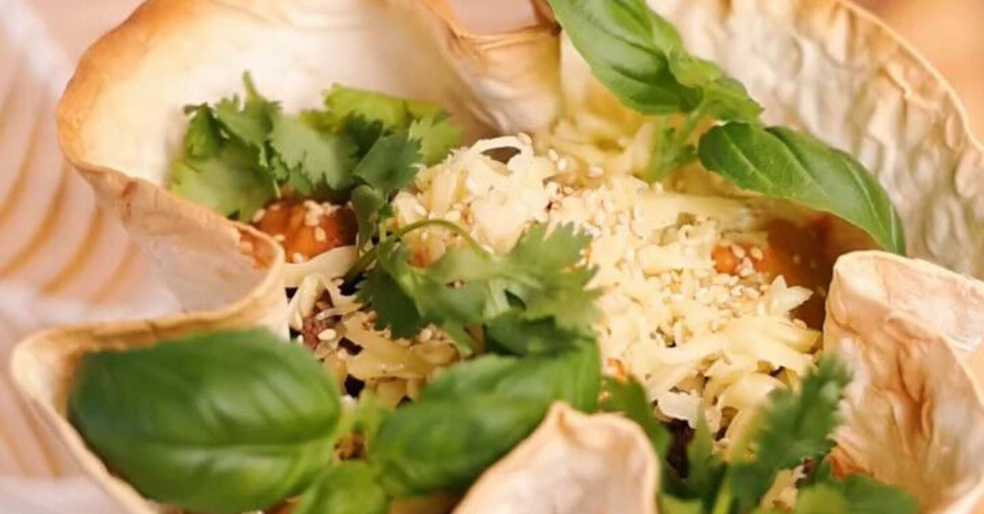 Мясной салат в лаваше без тарелки: рецепт от Эктора