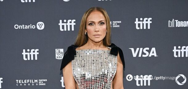 The main trend of the season: Jennifer Lopez showed an unexpected manicure