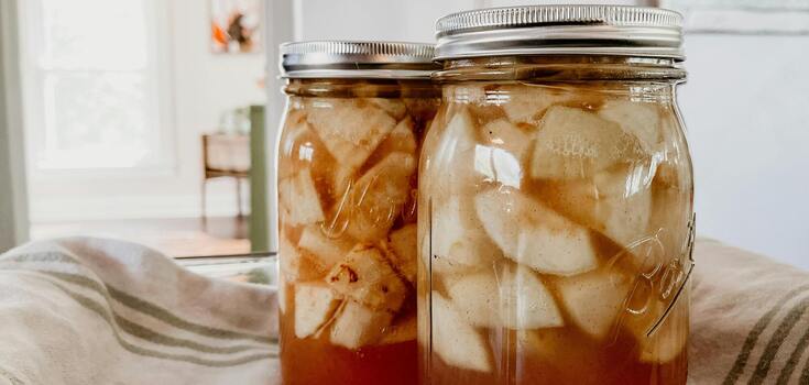 How to open a canning jar without an opener: simple methods