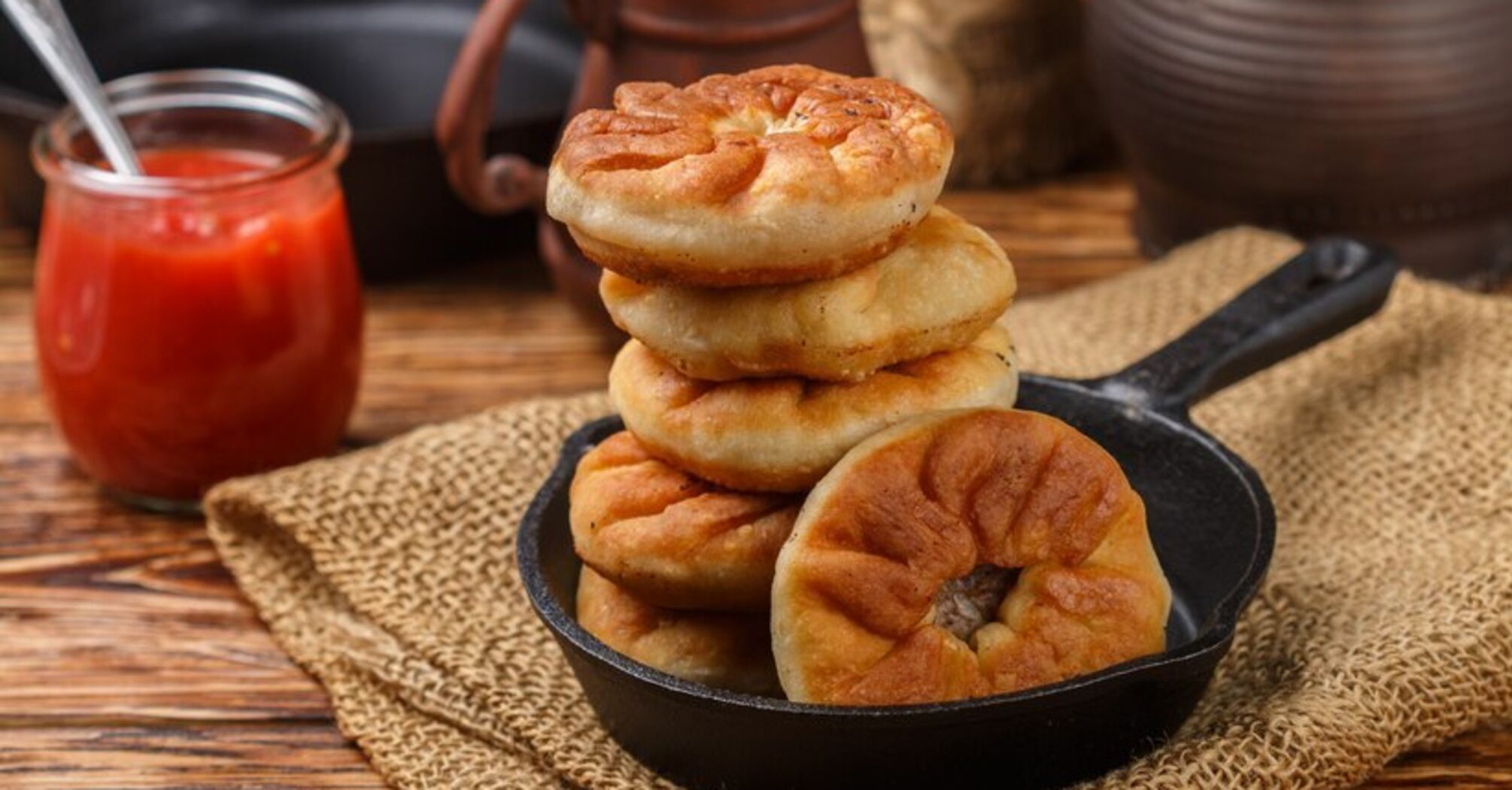 The most successful dough for fried pies: does not absorb oil and turns out fluffy 