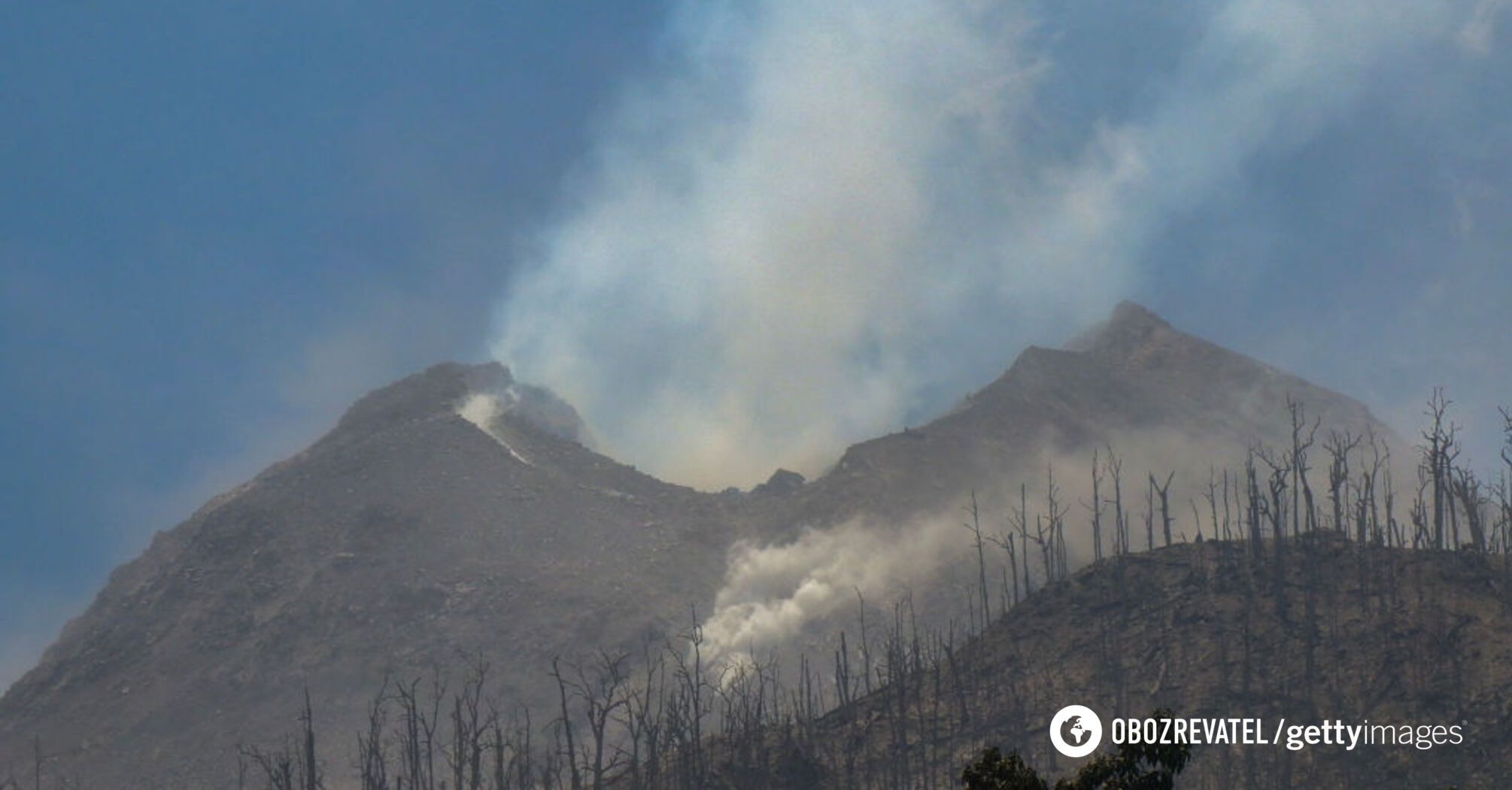 A volcanic eruption has occurred in Indonesia: 10 people died, the authorities urgently appealed to residents of nearby villages. Photo