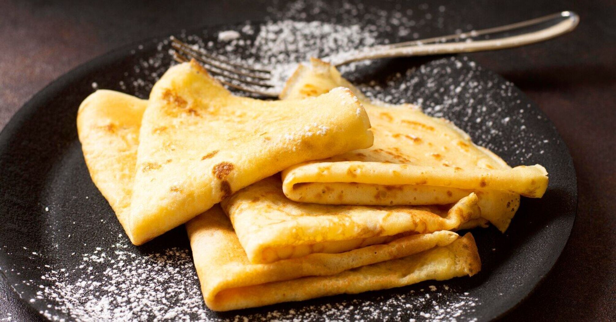 What flour makes the most successful and thin pancakes that do not tear apart