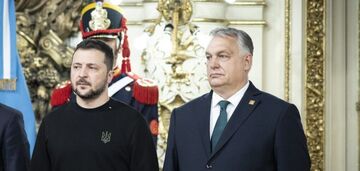 Zelenskyy arrives on a visit to Hungary: scheduled to speak at the European Political Community Summit. Video