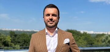 Two floors, guarded territory: Hryhorii Reshetnyk admits to building a house for the first time and reveals how much he earns