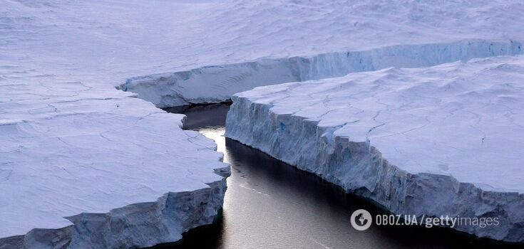Geophysicists put forward radical solutions as Doomsday Glacier that could flood New York and Miami is melting fast