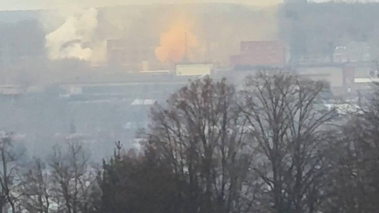 Nastąpiła druga eksplozja, płonie warsztat prochowy: pojawiły się nowe szczegóły nocnego ataku dronów na zakład chemiczny w obwodzie tulskim. Zdjęcie