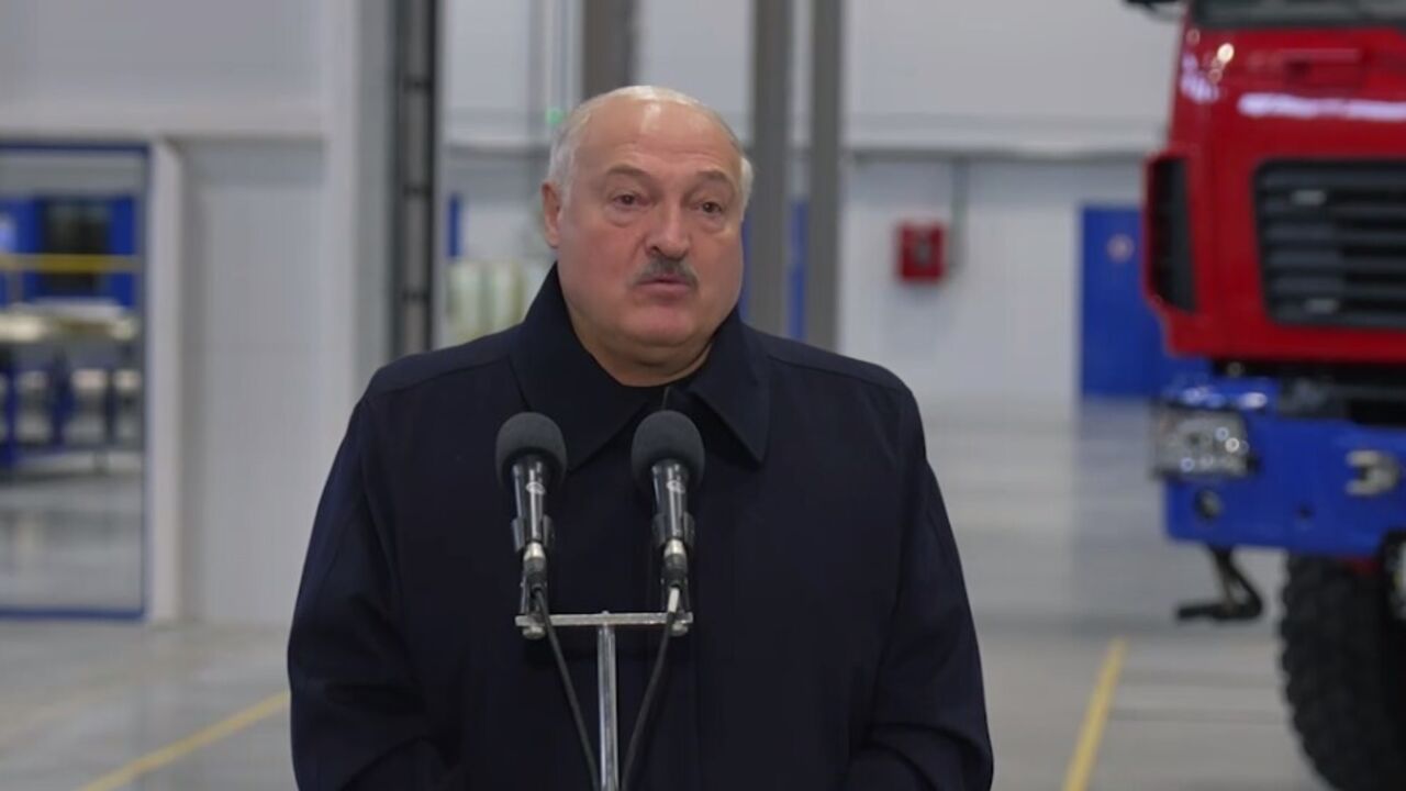 Łukaszenka twierdzi, że Rosja dostarczyła "kilkadziesiąt" taktycznych głowic nuklearnych na Białoruś