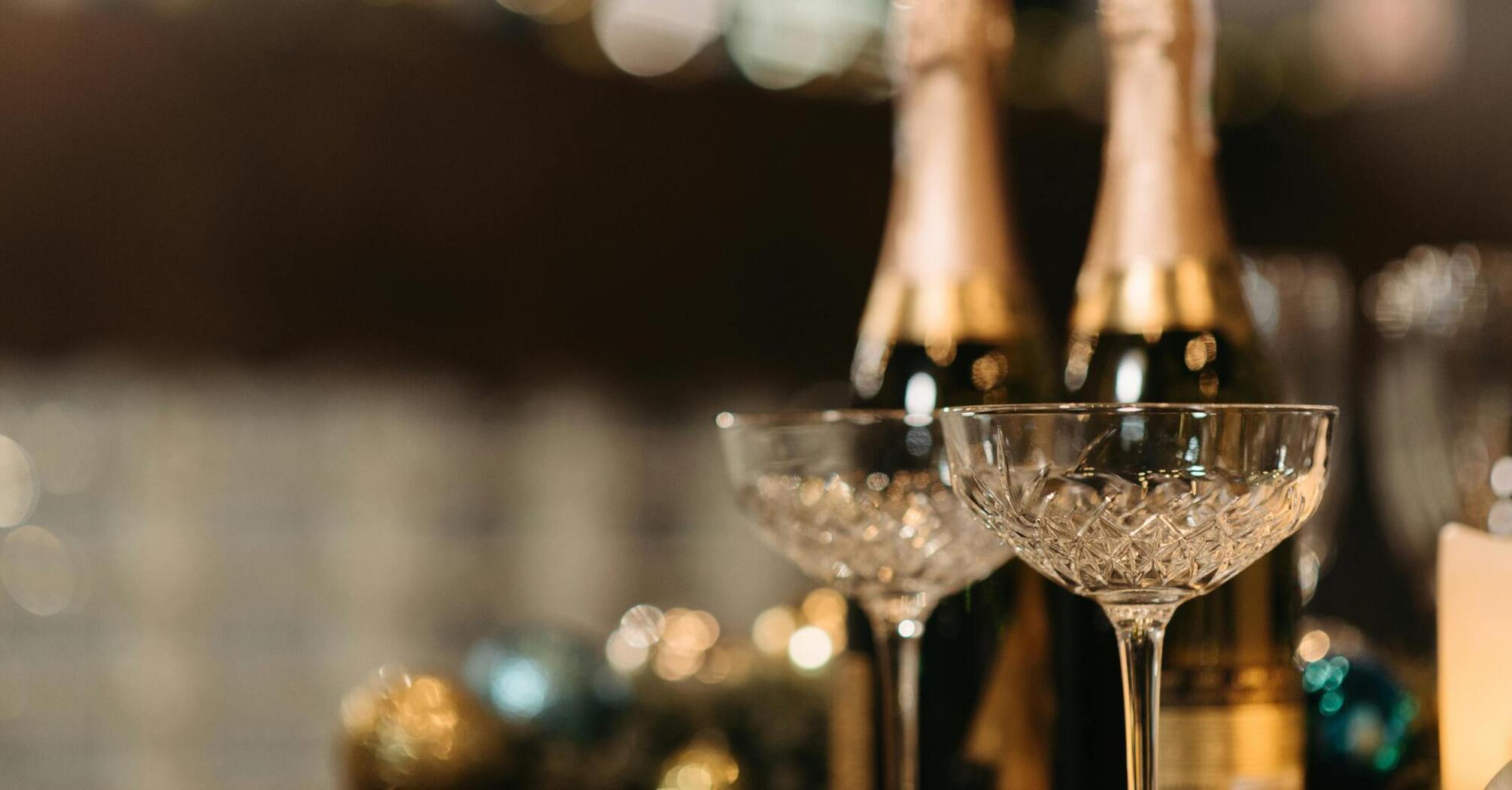 What to drink during the New Year's Eve to make the Snake happy: main options