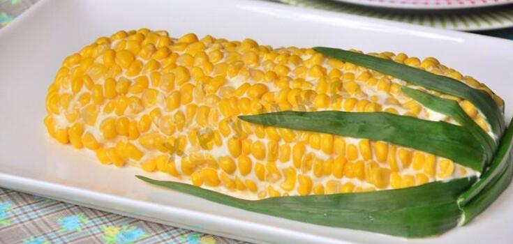 Corn-shaped salad: how to prepare a dish that will become the star of the Christmas table