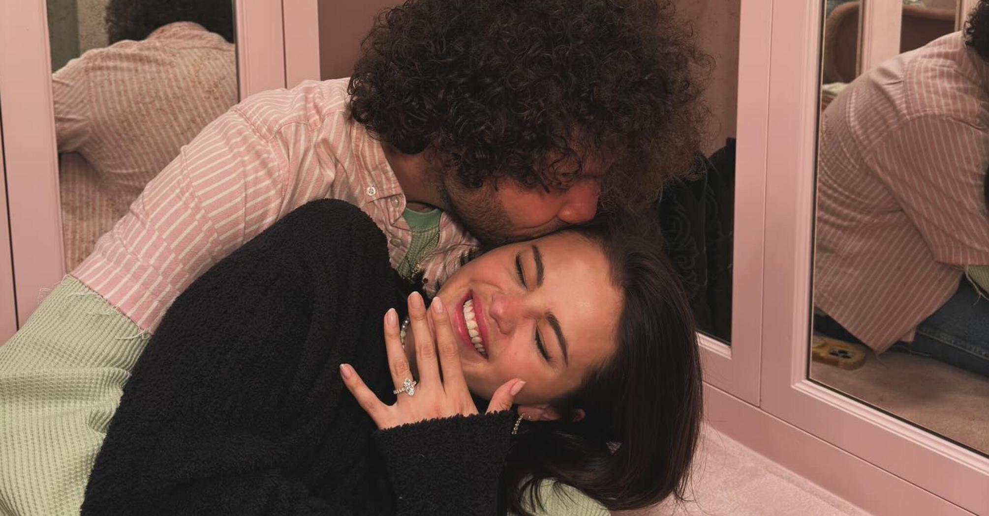 Always in fashion: Selena Gomez chose a classic manicure for her engagement