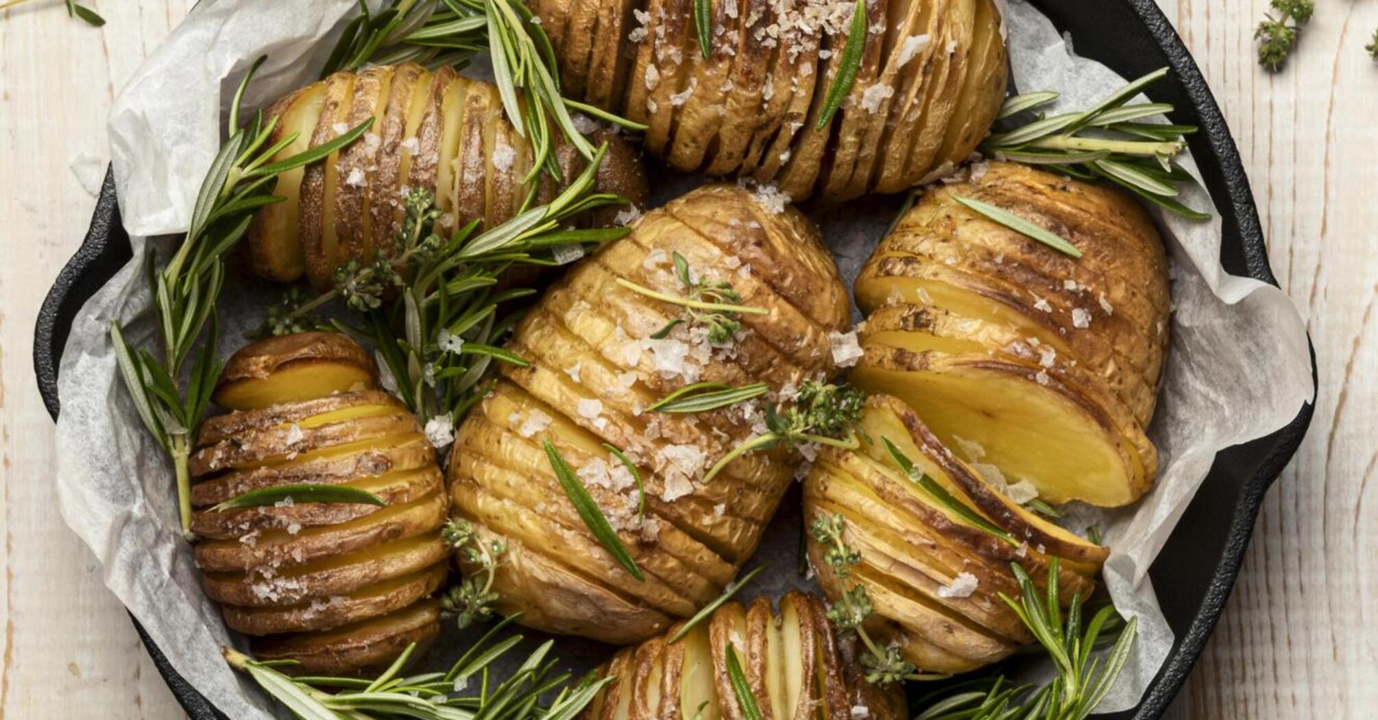 How to serve potatoes on the New Year's table in an unusual but beautiful way: an interesting idea