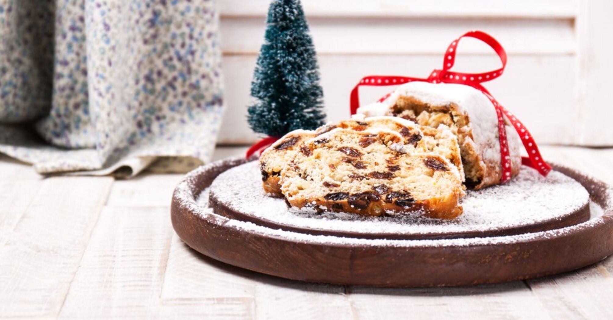 How to prepare cottage cheese stollen for Christmas to add festive vibes