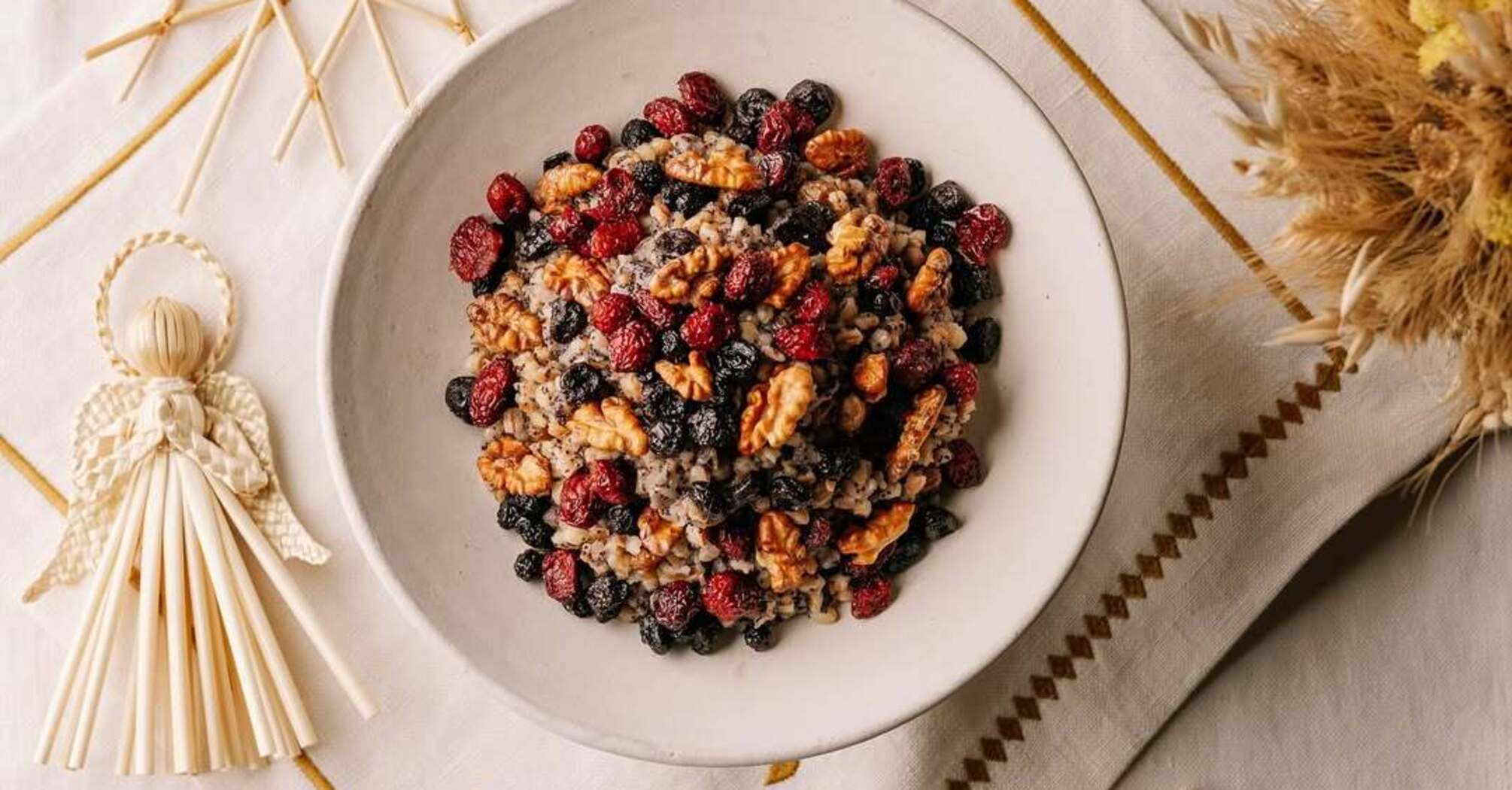 Из перловки, пшеницы или риса: Ярославский поделился необычным рецептом кутьи