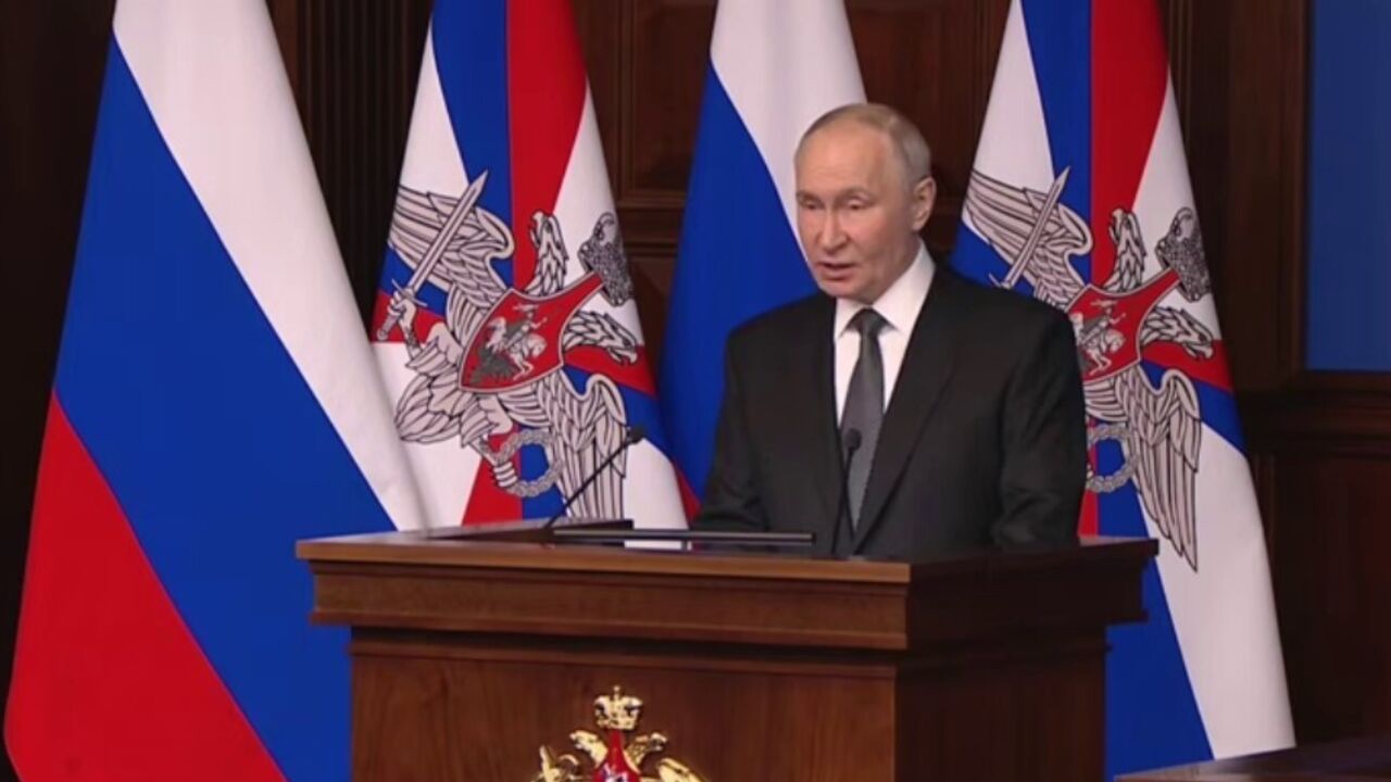 Putin narzeka, że Zachód "spycha Rosję do czerwonej linii" i chwali się postępami "Specjalnej operacji wojskowej"