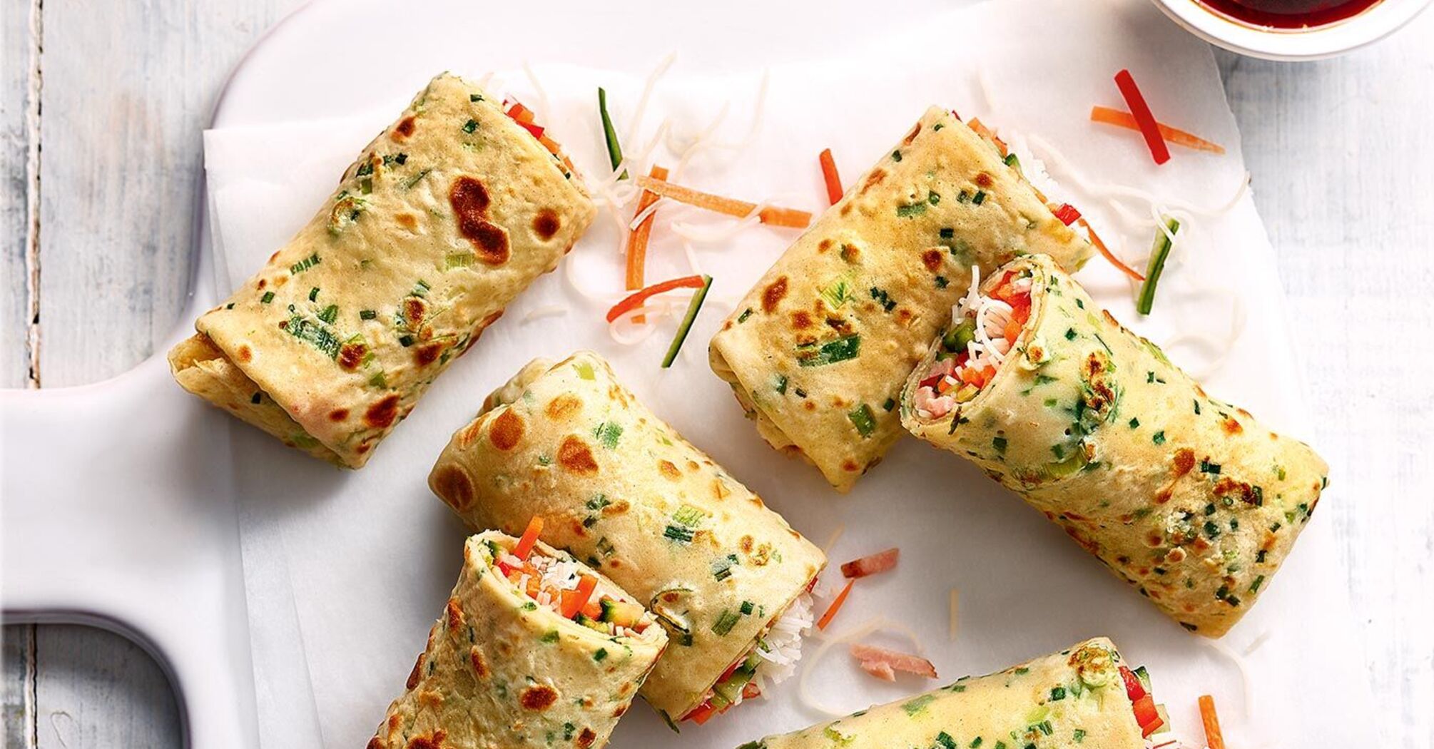 Elementary red fish rolls for the festive table: cook for a maximum of 15 minutes