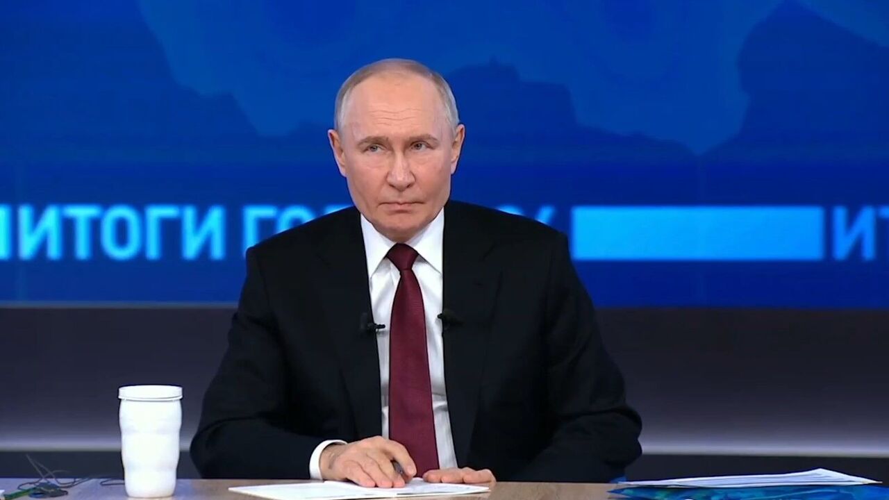Putin cynicznie zadeklarował gotowość do kompromisu z Ukrainą i zaatakował Johnsona oskarżeniami